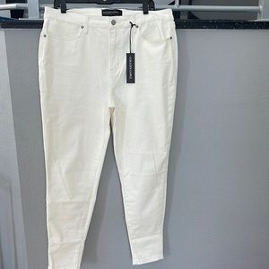 Colleen Lopez cream colored high waist jeans size 16 NWT